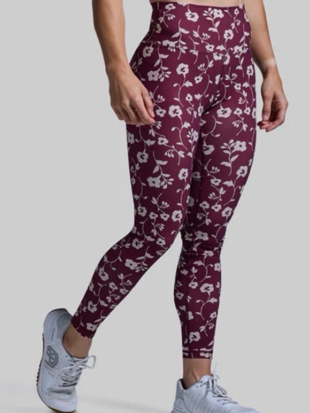Born Primitive Synergy Leggings in Cosmo